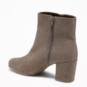 NWOT Old Navy studded boots